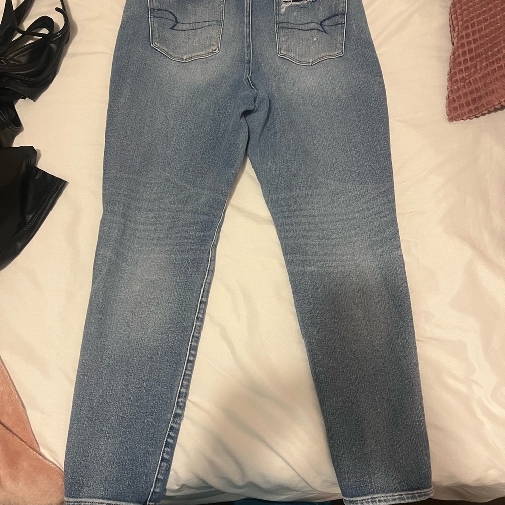 American Eagle Outfitters High Rise Blue Jeans - Picture 2 of 5